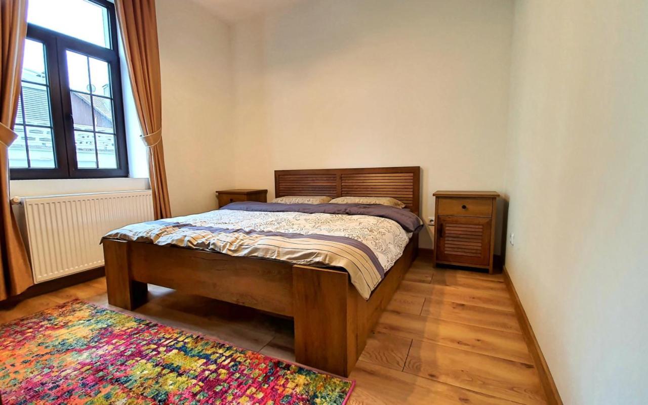 Zur Krone Aparthotel Widdershausen エクステリア 写真