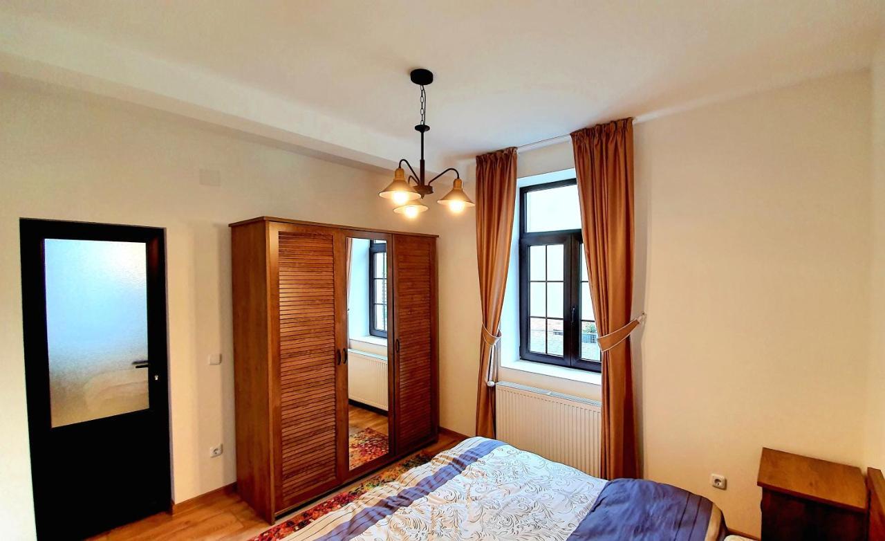 Zur Krone Aparthotel Widdershausen エクステリア 写真