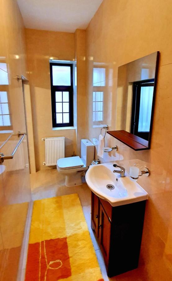 Zur Krone Aparthotel Widdershausen エクステリア 写真