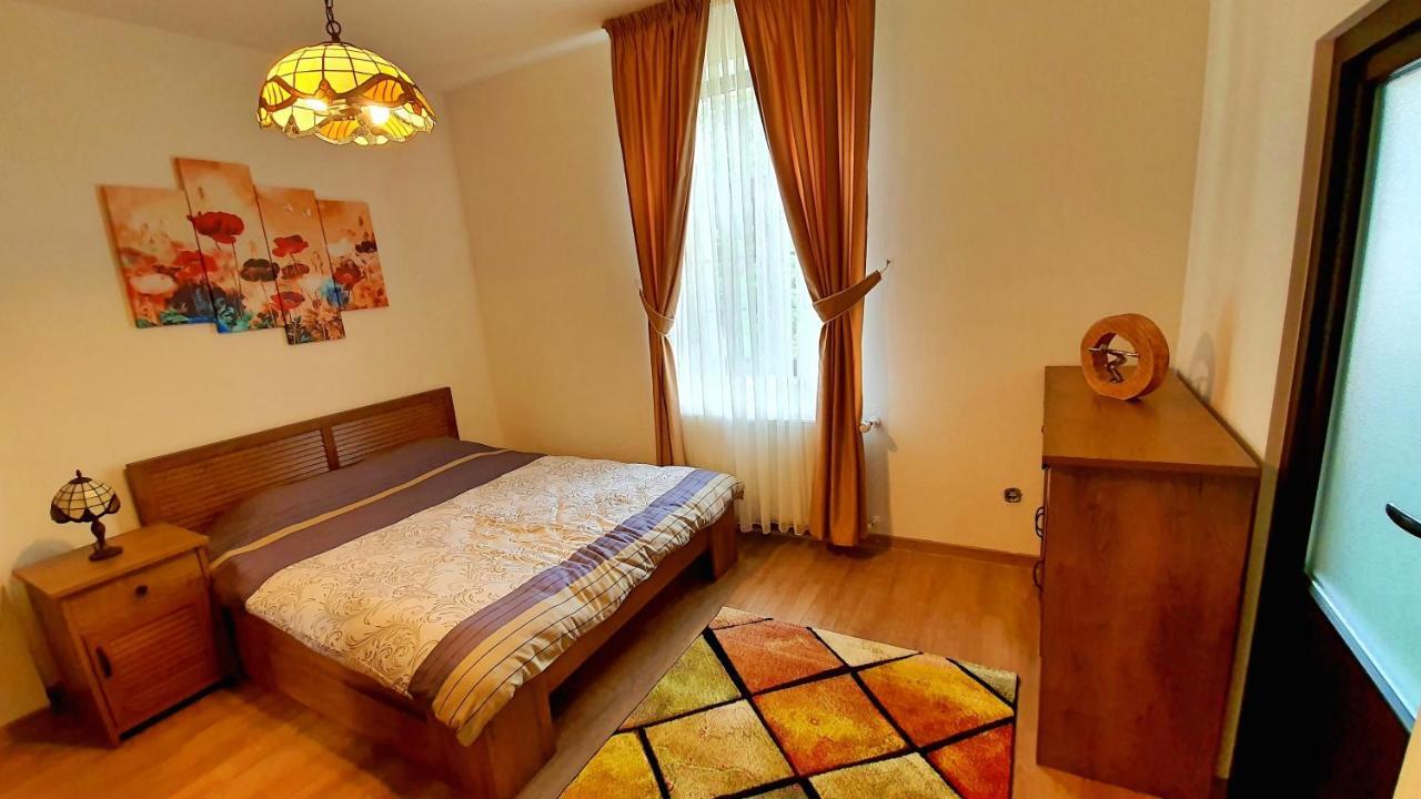 Zur Krone Aparthotel Widdershausen エクステリア 写真