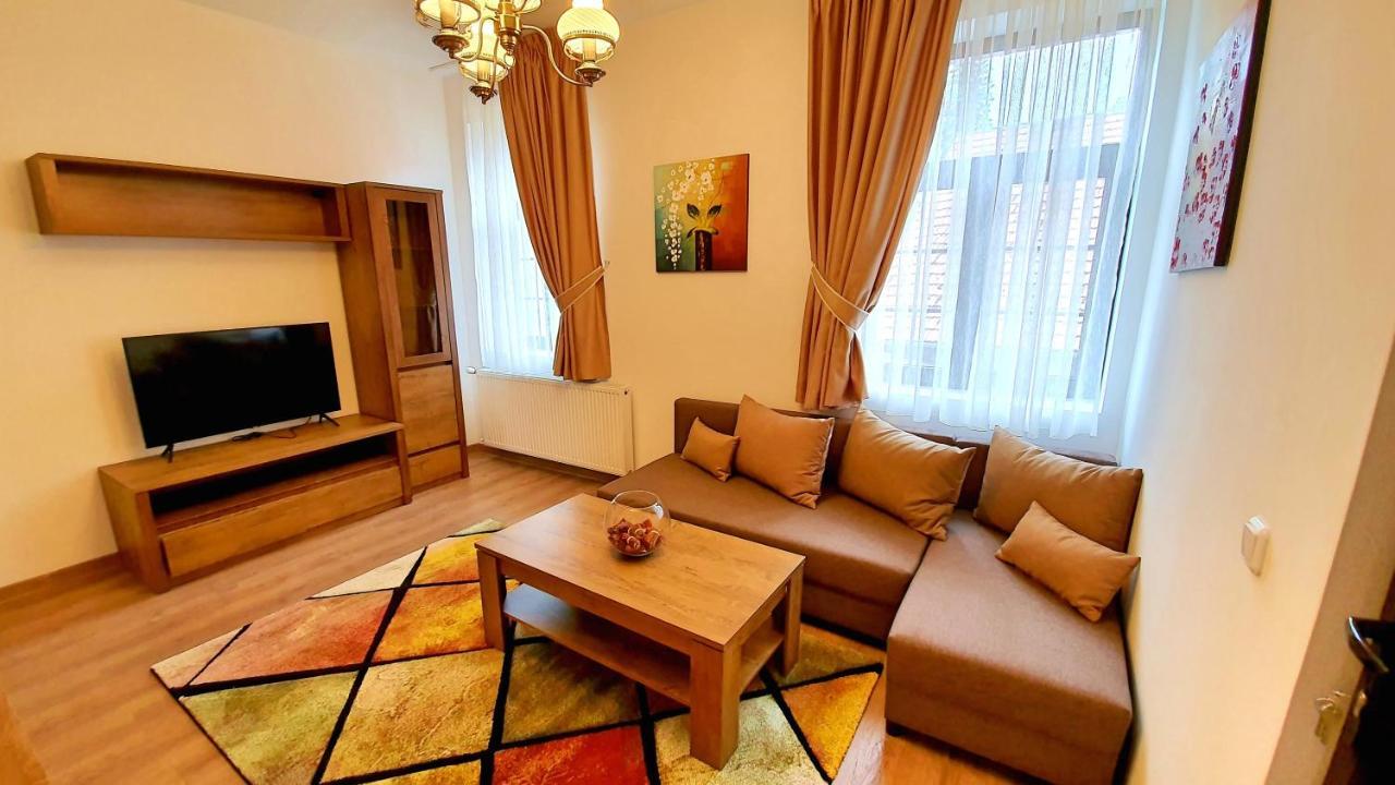 Zur Krone Aparthotel Widdershausen エクステリア 写真