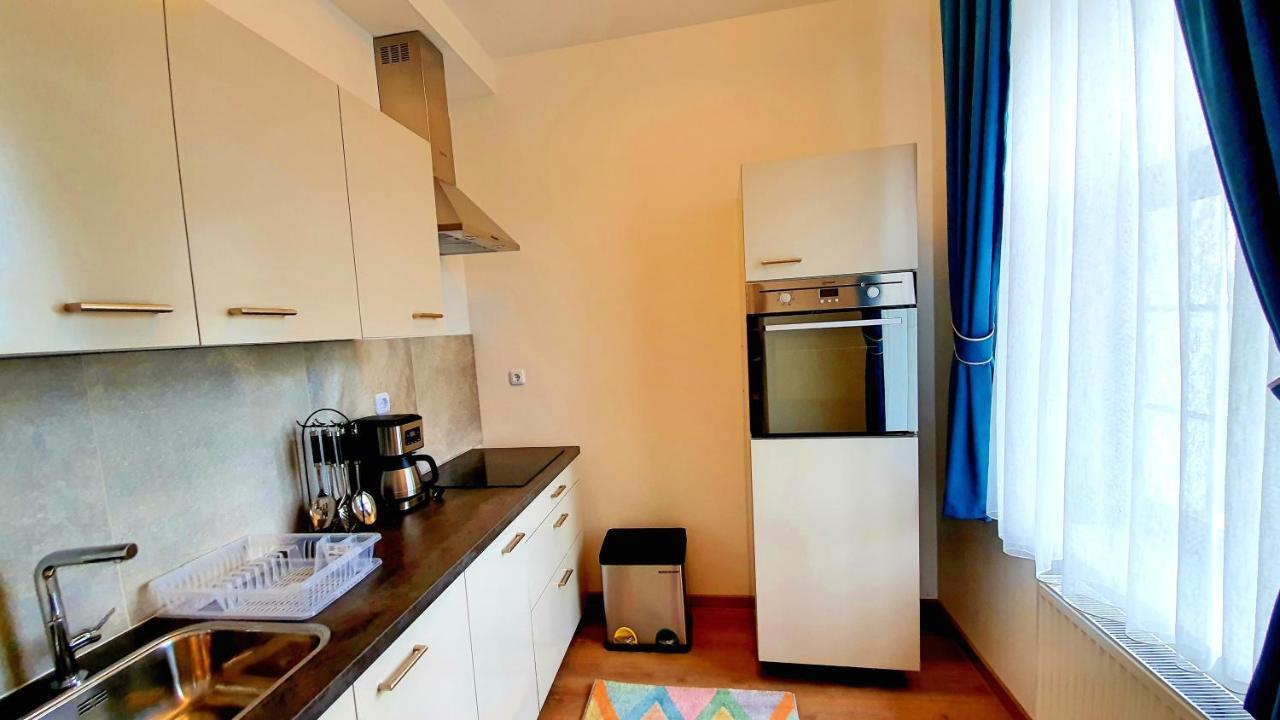 Zur Krone Aparthotel Widdershausen エクステリア 写真