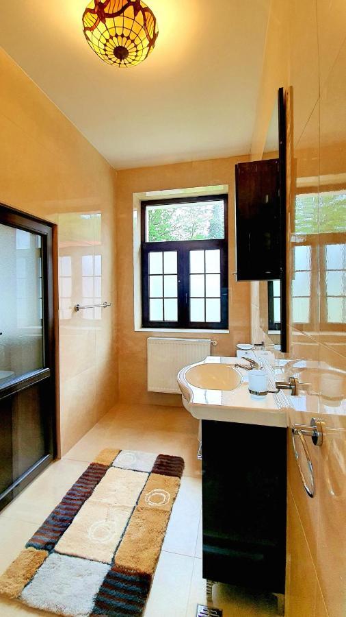 Zur Krone Aparthotel Widdershausen エクステリア 写真