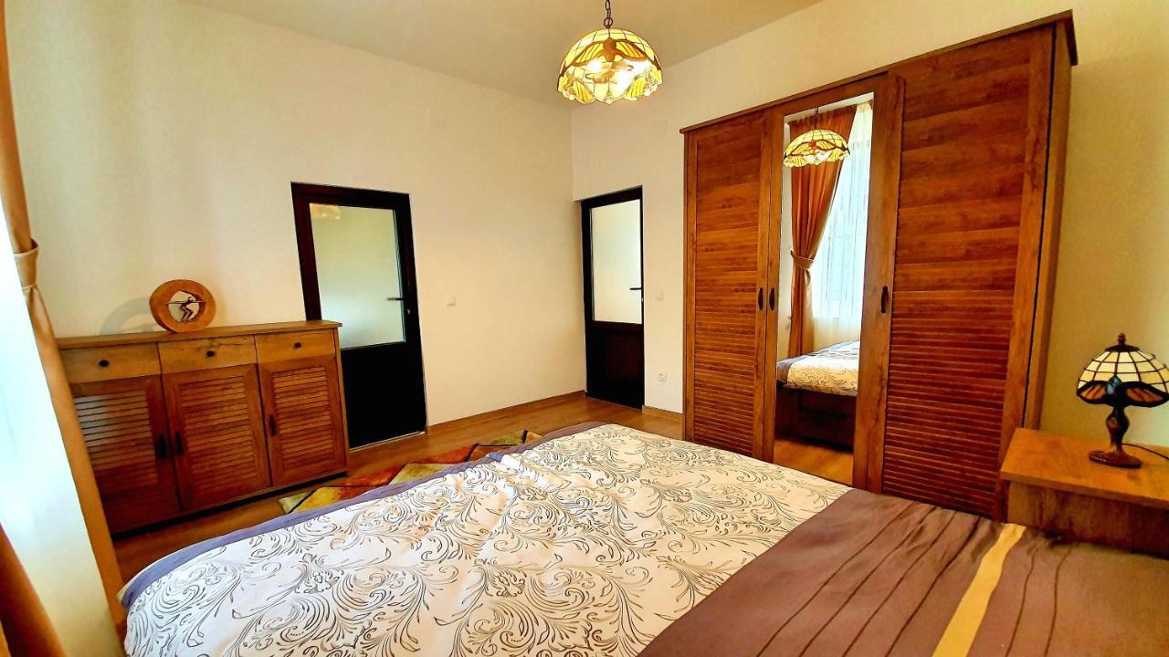 Zur Krone Aparthotel Widdershausen エクステリア 写真